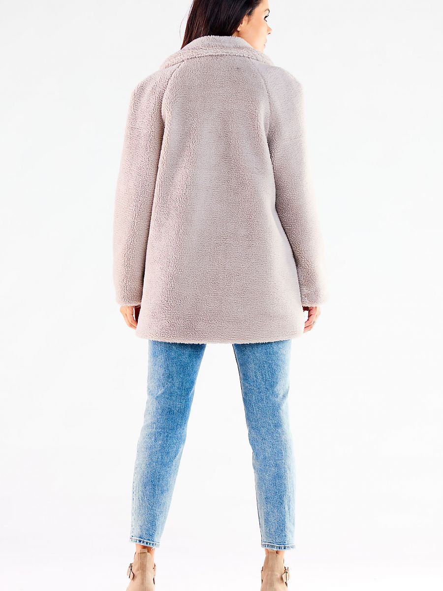 Korte Jas met Decoratieve Knopen